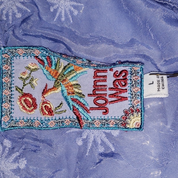 Johnny Was Celestin Tie Closure 3/4 Sleeve Pullover Embroidered Blouse Blue NWT - Picture 8 of 10